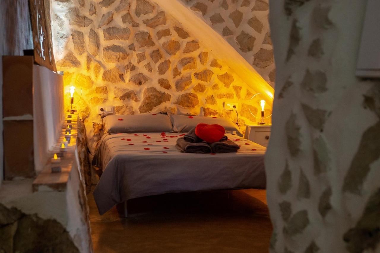 Fortress Jacuzzi Suites Ксатива Экстерьер фото
