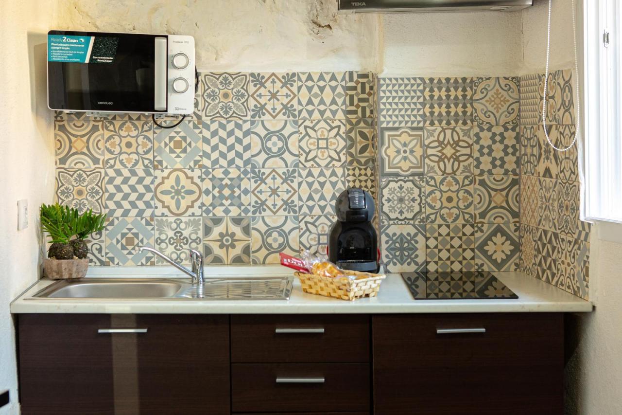 Fortress Jacuzzi Suites Ксатива Экстерьер фото