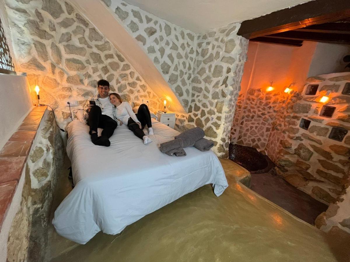 Fortress Jacuzzi Suites Ксатива Экстерьер фото