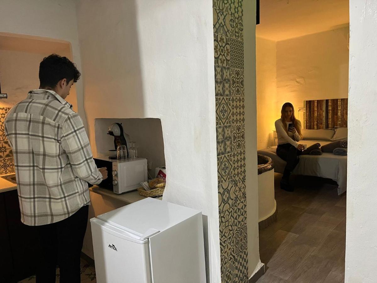 Fortress Jacuzzi Suites Ксатива Экстерьер фото